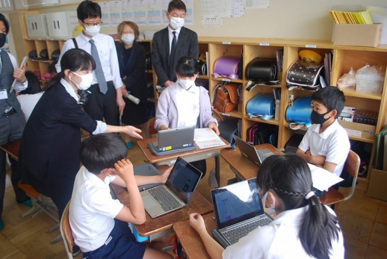 笠松町立下羽栗小学校